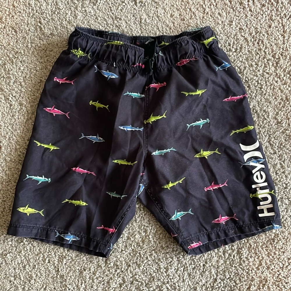 Hurley boys black swim shorts size 5/6 sharks
